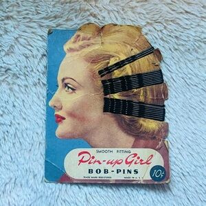 1940s Pin-up Girl Bob-Pins (rare)